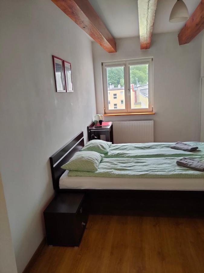 Lux Hostel - Z Prywatnymi Lazienkami 그디니아 외부 사진