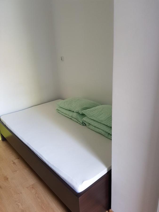 Lux Hostel - Z Prywatnymi Lazienkami 그디니아 외부 사진